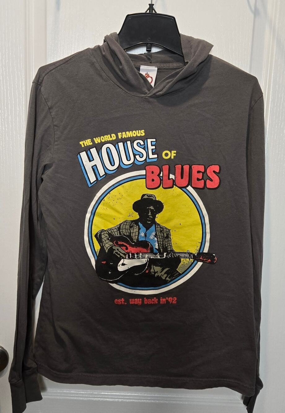 House of Blues long sleeve tee hooded sz M 100% cotton